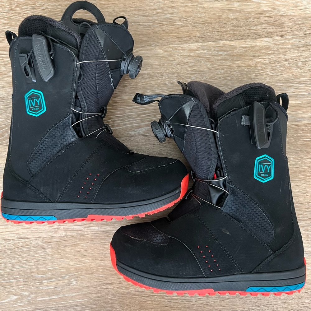 SALOMON IVY BOA 2016-2017 WOMEN’S SNOWBOARD BOOT
